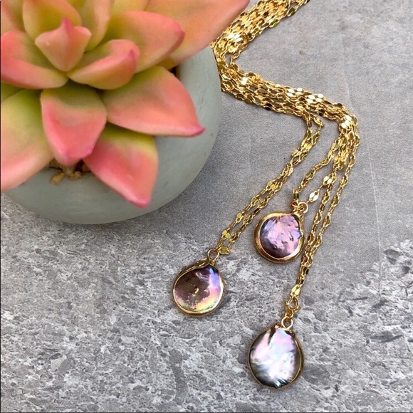 Estrella & Luna Jewelry - Dainty 🌟freshwater🌟 peacock pearl gold necklace✨